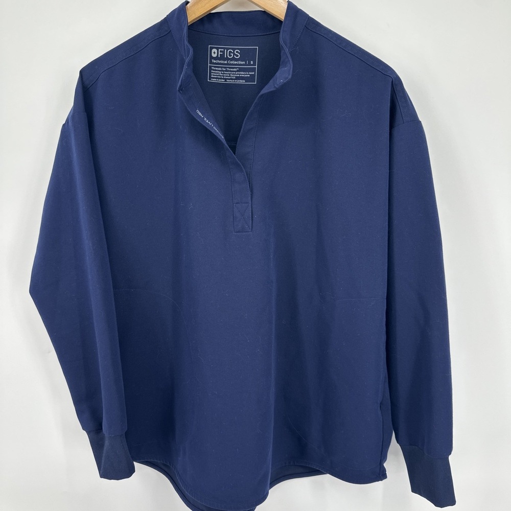 FIGS Technical Collection Navy Long Sleeve Solid Unisex Scrub Top Size S